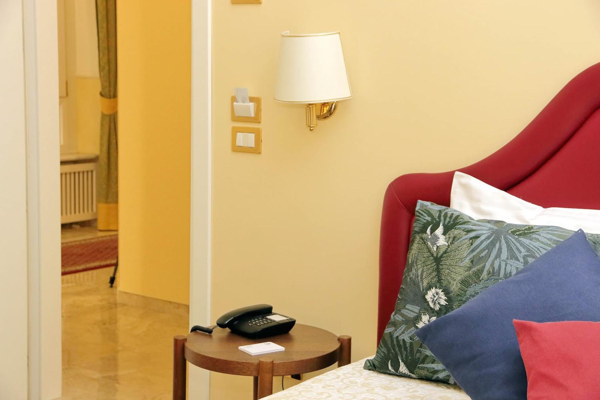 Fancy Guesthouse Vatican Rome Exterior photo